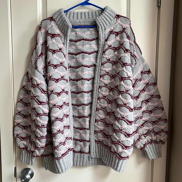 Handmade Knit Jacket - Picture 8 of 10